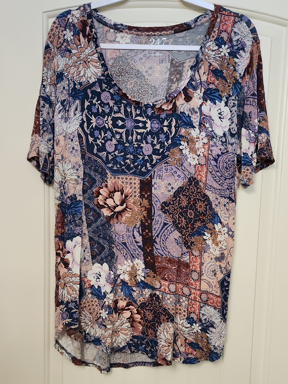 Patchwork Floral Short Sleeve Tee - Navy Multicolor